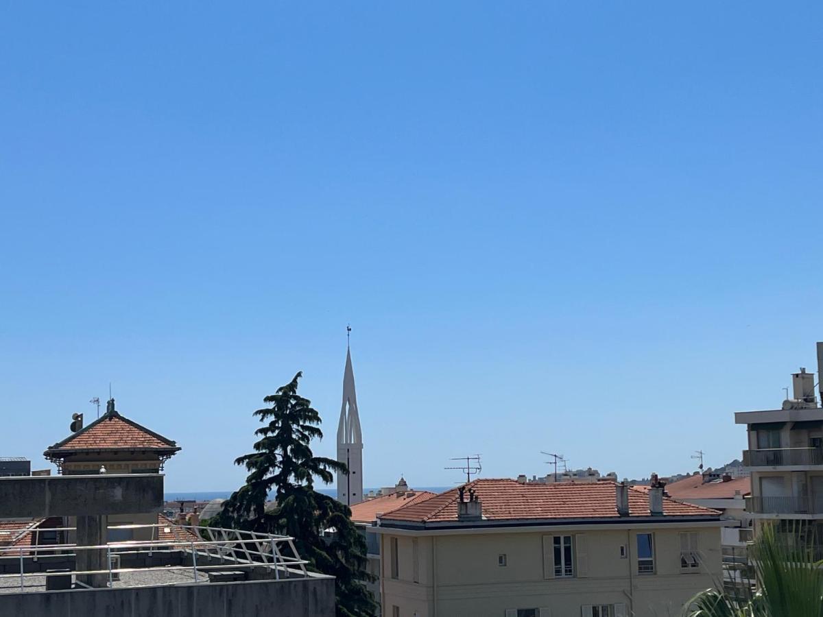 Appartement Spacieux Au Calme A Nice Bagian luar foto