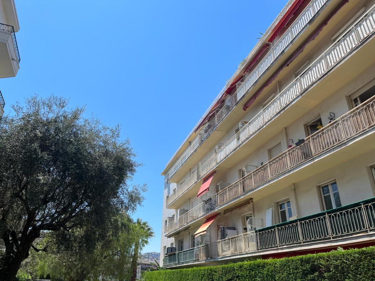 Appartement Spacieux Au Calme A Nice Bagian luar foto
